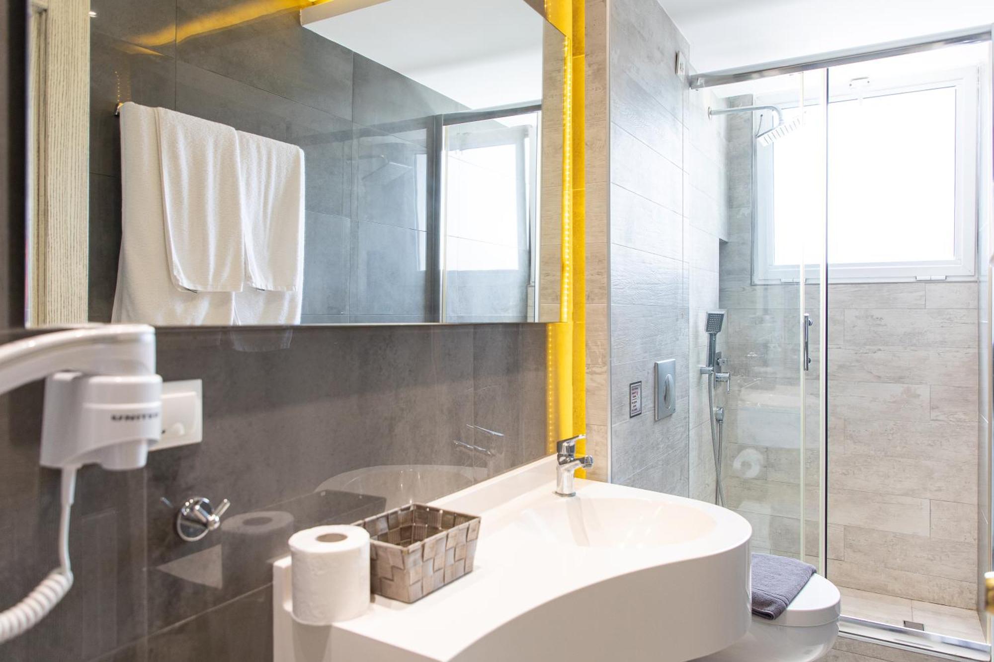 Anais Hotel Korinos Ngoại thất bức ảnh